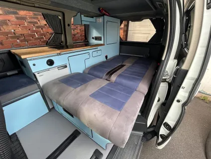Nissan Elgrand 2006