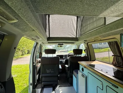 Nissan Elgrand 2006