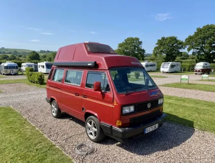 Volkswagen T25 t3
Lhd wetfalia california .
It's on Gumtree if you want pics 1998
