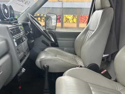 Volkswagen Auto trail apache navajo 1994