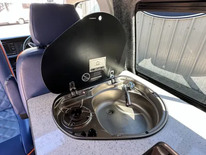 Volkswagen Camper Levante Six 2024
