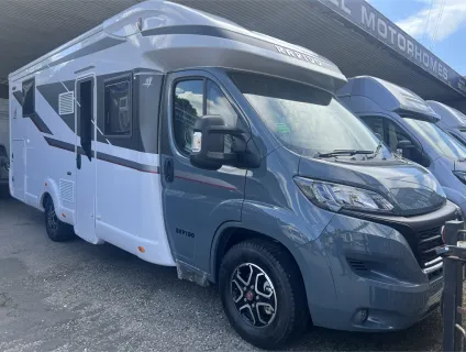 Rapido  696 F 2025