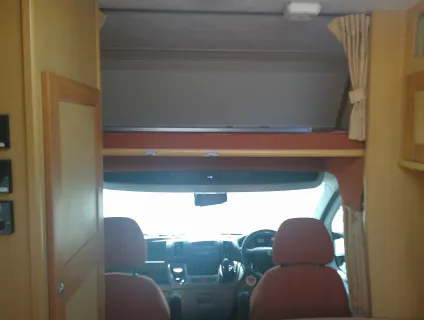 Elddis Autoquest 100  2007