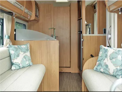 Auto-Trail Frontier Savannah Fiat Ducato 2015