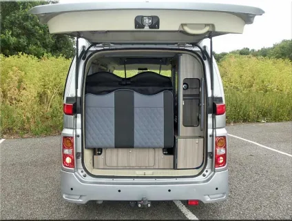 Nissan Elgrand Campervan Conversion 2020