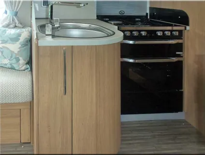 Auto-Trail Frontier Savannah Fiat Ducato 2015