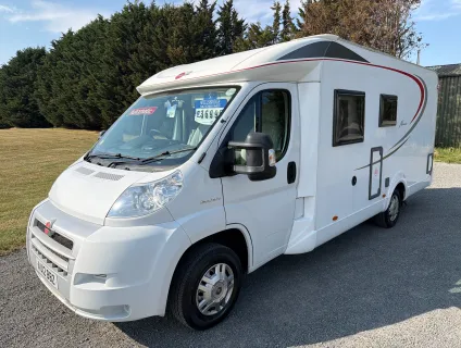 Burstner Nexxo T660  2012