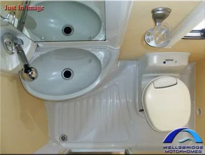 Bessacarr E425 Fiat Ducato 2006
