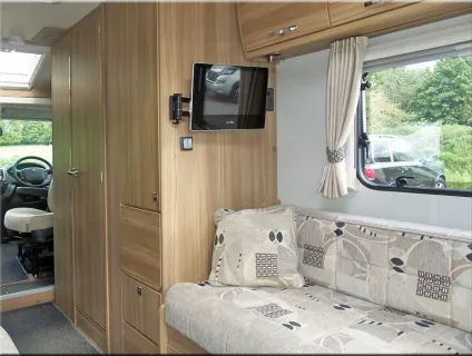 Elddis Majestic 140 Peugeot Boxer 2015