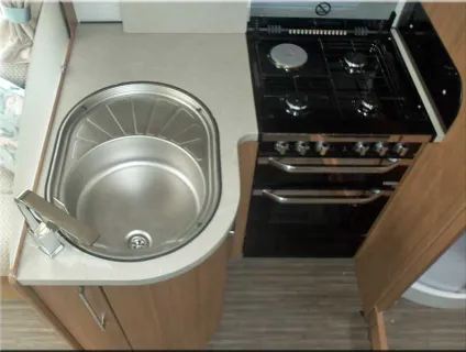 Auto-Trail Frontier Savannah Fiat Ducato 2015