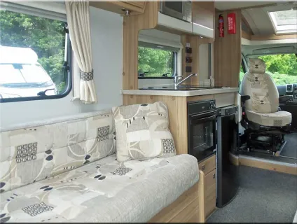 Elddis Majestic 140 Peugeot Boxer 2015