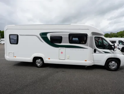 Bessacarr E584  2012