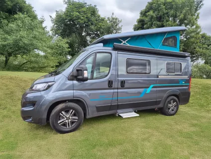 Orange Campers  Trouvaille Classique MWB Layout Option 2 in 2 Colours 2026