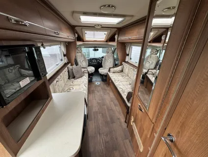 Auto-Sleeper  Broadway EK 2014