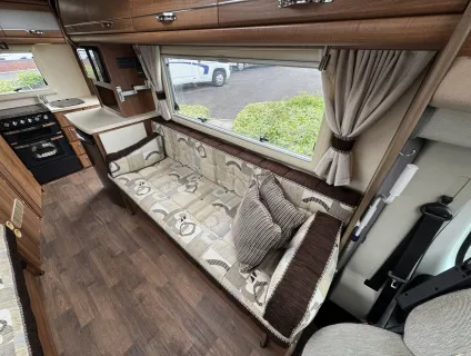 Auto-Sleeper  Broadway EK 2014