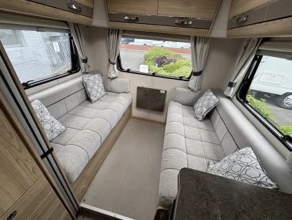 Elddis  Autoquest 196 2019