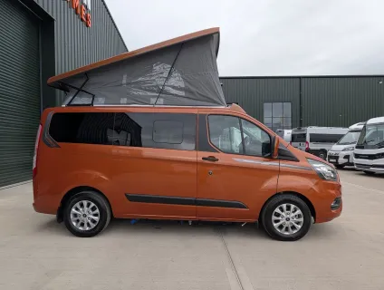 Auto-Sleepers  Custom Air Auto (T-00140) 