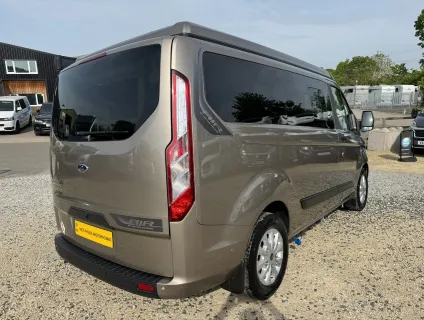 Auto-Sleepers  Custom Air Auto (T-00126) 