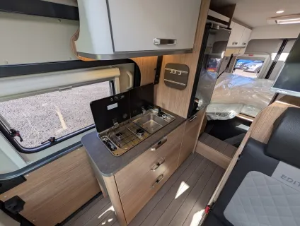 Weinsberg  Carabus 630 ME Edition Fire  (BN: 2601) 