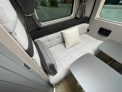 Auto-Sleepers  Fairford (P-09457) 
