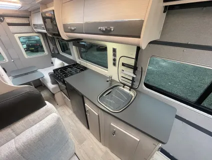 Auto-Sleepers  Fairford (P-09457) 