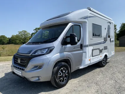 Auto-Sleepers  Nuevo EK Plus (J-04744) 