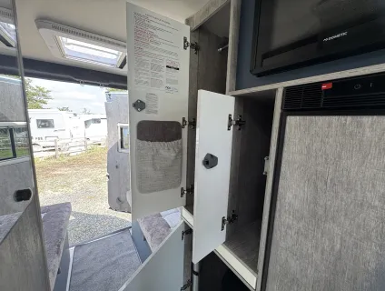 WildAx  Aurora Leisure XL, Auto (BN:25151) 