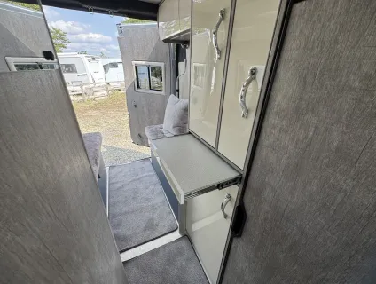 WildAx  Aurora Leisure XL, Auto (BN:25151) 