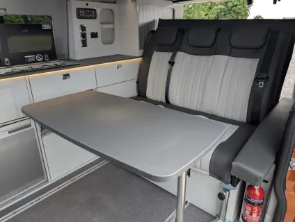 Auto-Sleepers  Custom Air Auto (T-00136) 