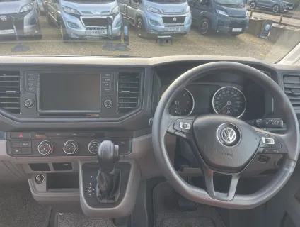 IH  600 CRL, Volkswagen 177BHP Auto 2019