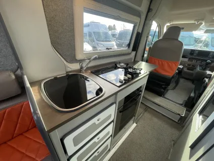 IH  600 CRL, Volkswagen 177BHP Auto 2019