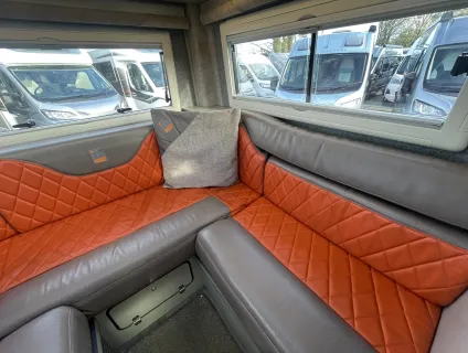 IH  600 CRL, Volkswagen 177BHP Auto 2019