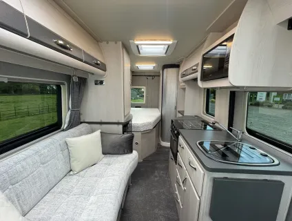 Auto-Sleepers  Kingham 180BHP Auto (P-09759) 