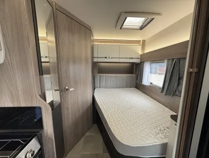 Swift  Voyager 564 2023<br