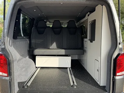 Volkswagen  Transporter 2021