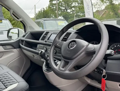 Volkswagen  Transporter 2019