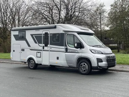 Adria Supreme Compact DL 