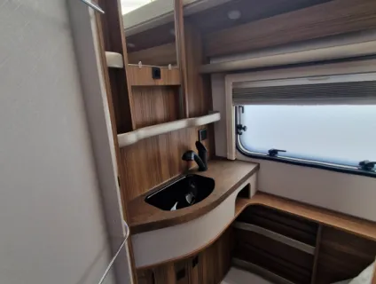 Eriba  Touring 430 2024