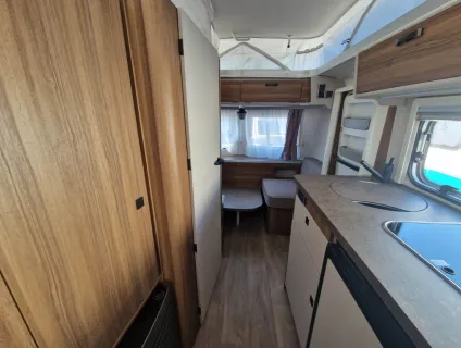 Eriba  Touring 430 2024