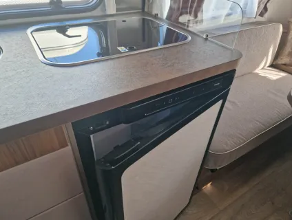 Eriba  Touring 430 2024