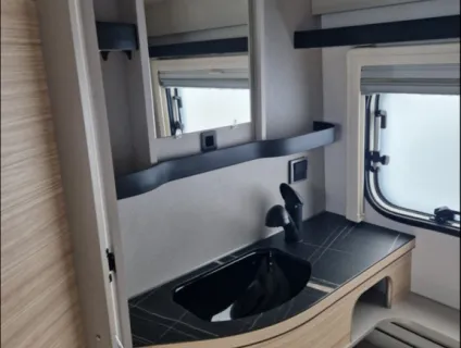 Eriba  Touring 430 2023