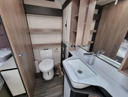 Swift Elegance Grande 845 2023