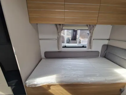 Adria Adora Seine 2024