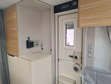 Adria Adora Seine 2024