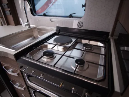 Compass Camino 550 2023