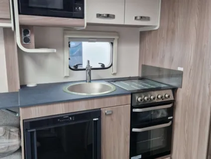 Swift  Sprite Grande Quattro EB 2024