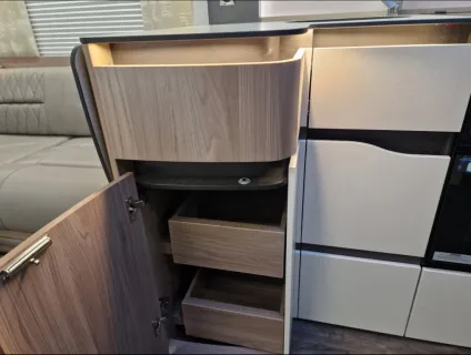 Swift Elegance Grande 760 2024