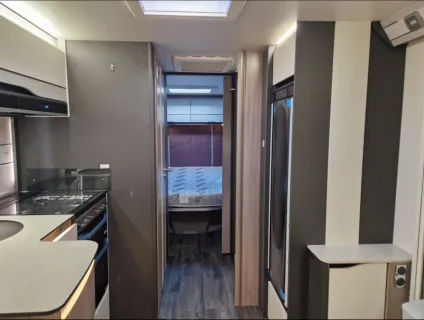 Swift Elegance Grande 760 2024