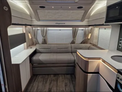 Swift Elegance Grande 760 2024
