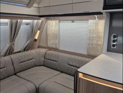 Swift Elegance Grande 760 2024